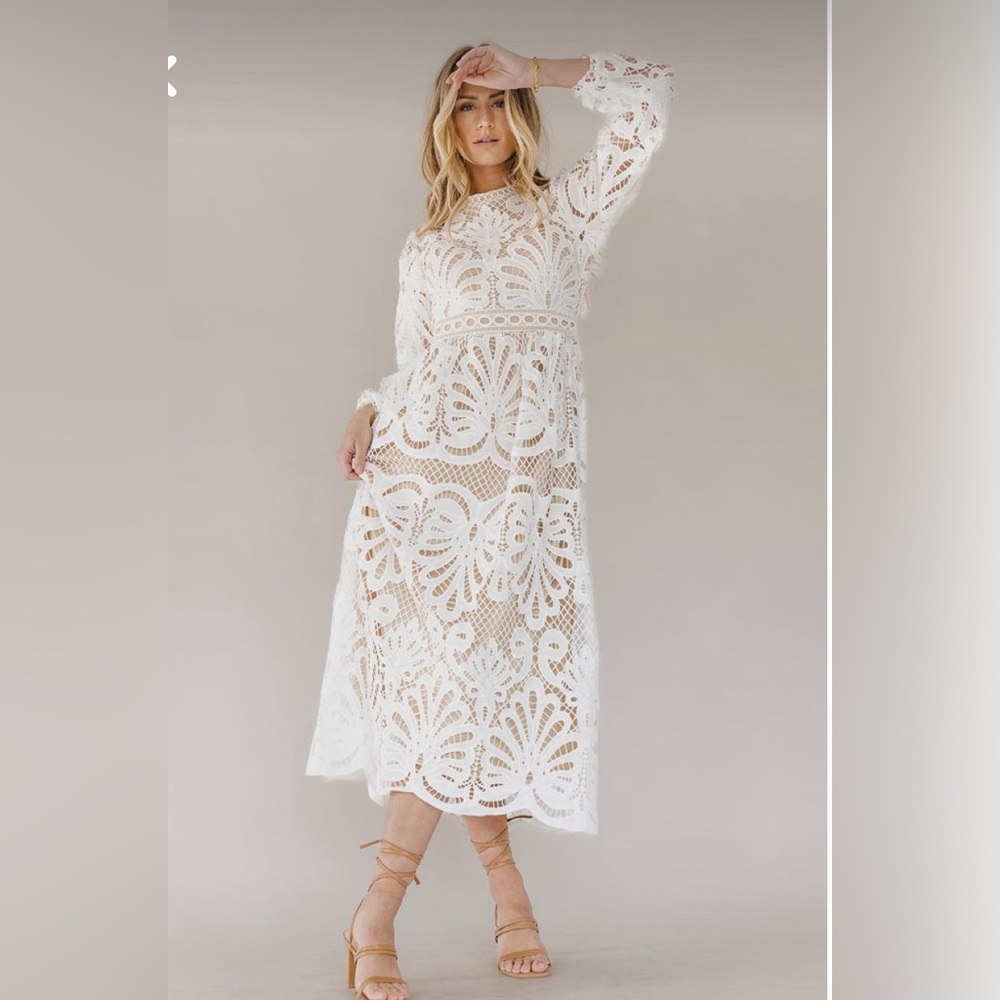 Pologram brand dress. NEW WITH TAGS!! Tan/ white long sleeve lace midi dress